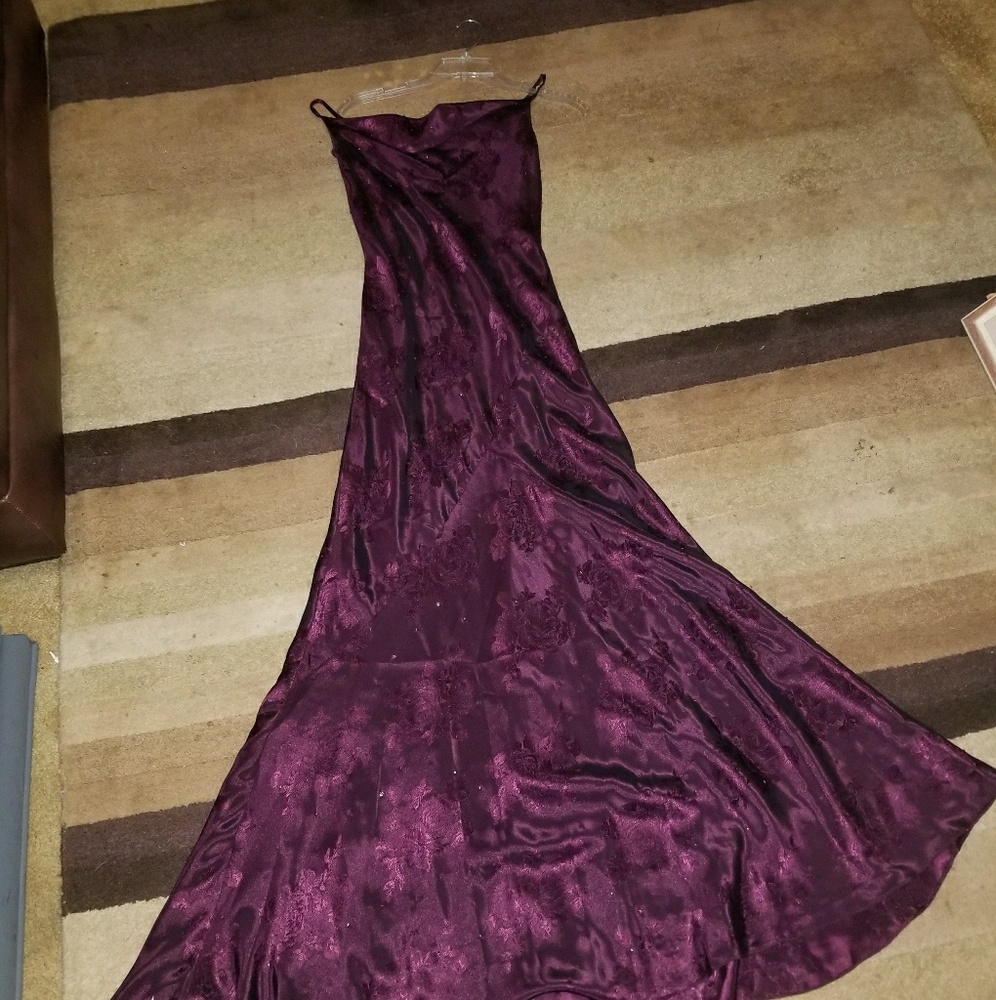 Alex  E-V-E-N-I-N-G-S  RN79283